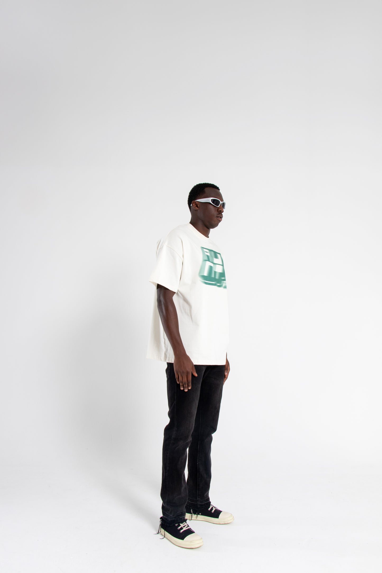 AUNT FADED GREEN LOGO TEE